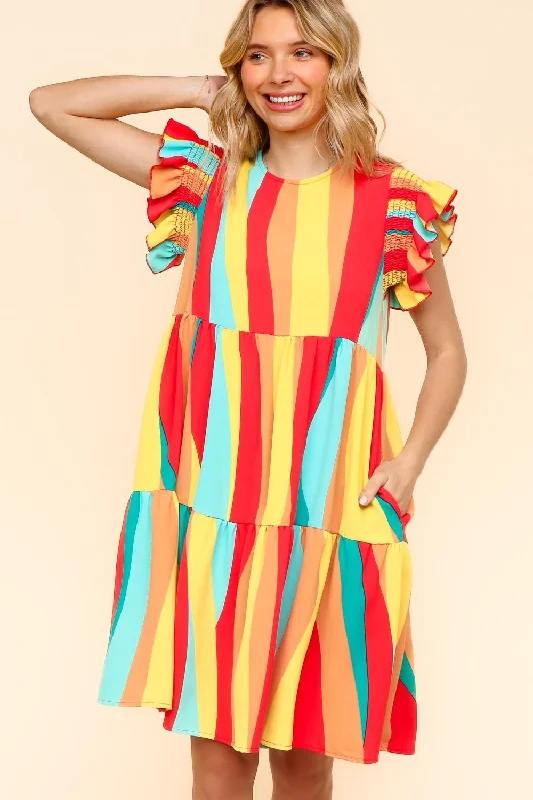 KNEE LENGTH WOVEN DRESS W/ SIDE POCKETS DETAIL Halter Neckline Beach