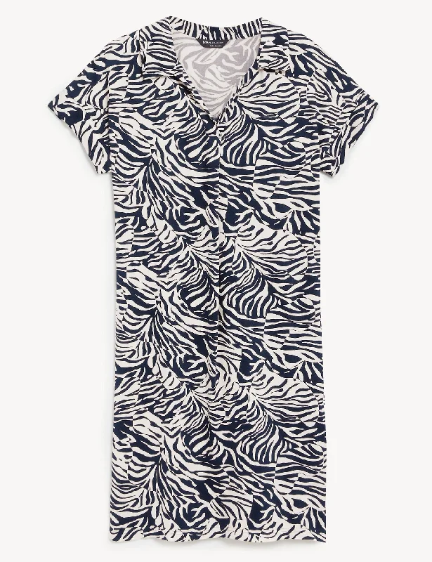 Animal Print V-Neck Knee Length Shift Dress Square Neckline Feminine