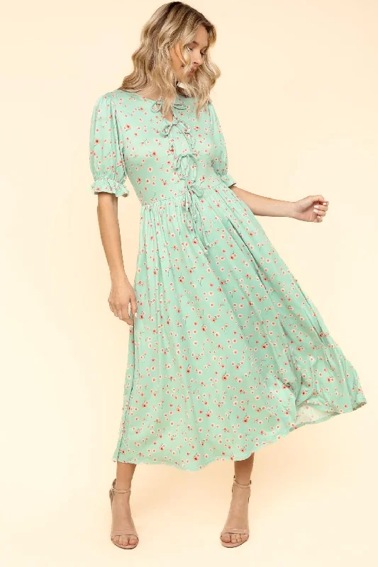 PLUS BOW TIE STRING SHORT SLEEVE FLORAL PRINT DRESS Boat Neckline Classic