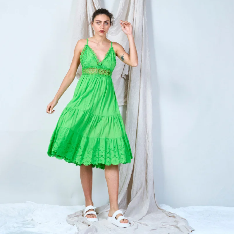 Summer breeze dress with lace accents wholesale Tunics Stylish elegant