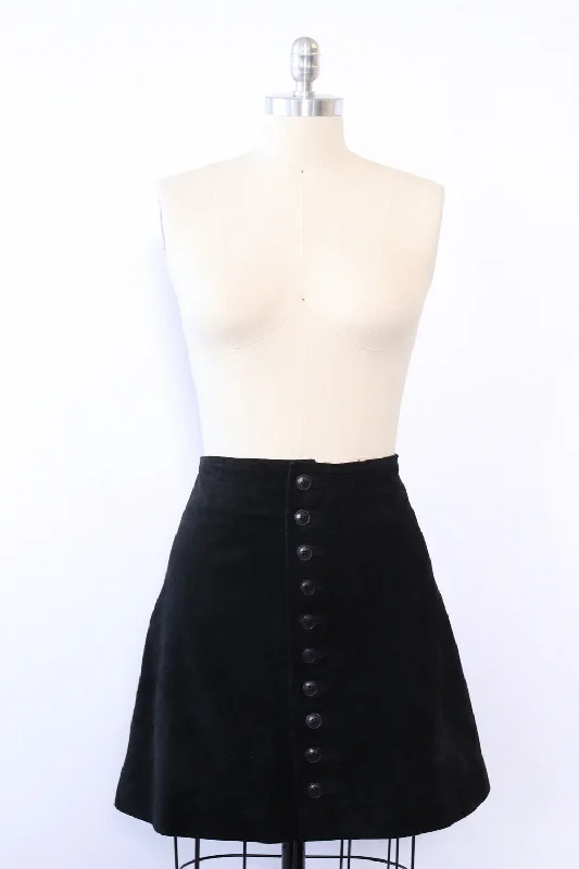 Noir Buttoned Suede Mini Skirt L chiffon skirt lightweight