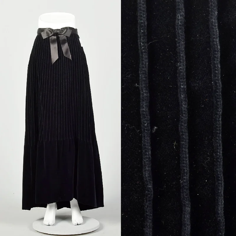 Small 1970s Black Skirt Velvet Formal Evening Maxi corduroy skirt durable